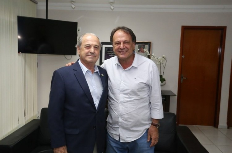 Em visita à regional da Agrodefesa em Catalão, Presidente da entidade é recebido pelo Prefeito Adib Elias