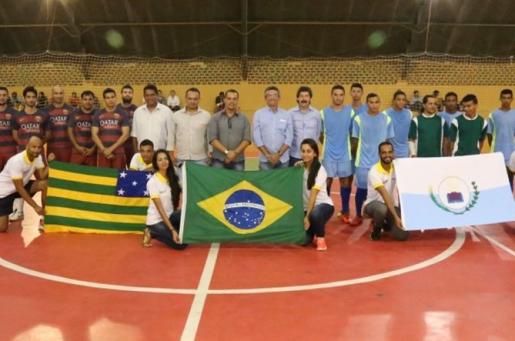 Prefeitura e Sec. de Esporte e Lazer realizam ampla reforma no Ginásio de Esportes, Teófilo Silva.