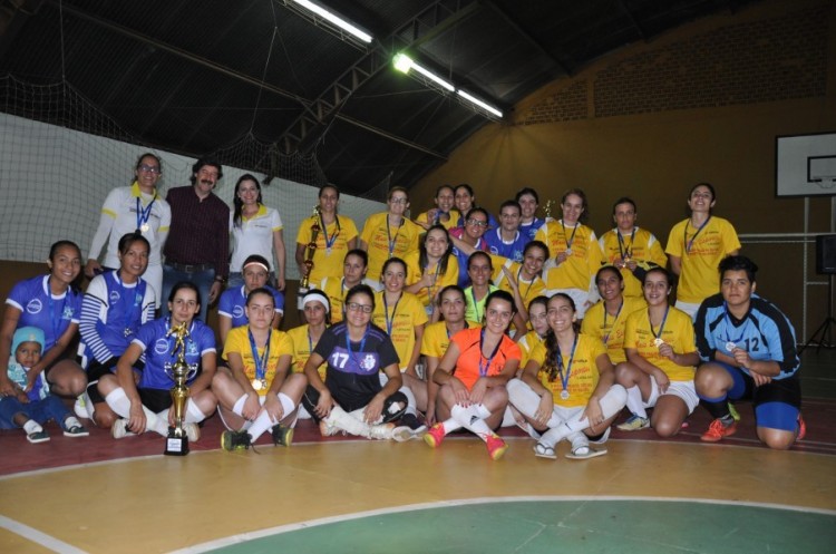 Final da Copa de Futsal Feminino agita Catalão