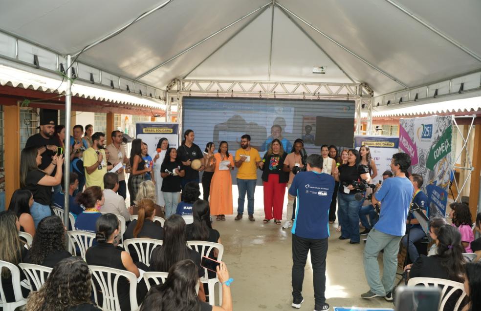 Prefeitura e Instituto Brasil Solidário concluem treinamento para 300 professores