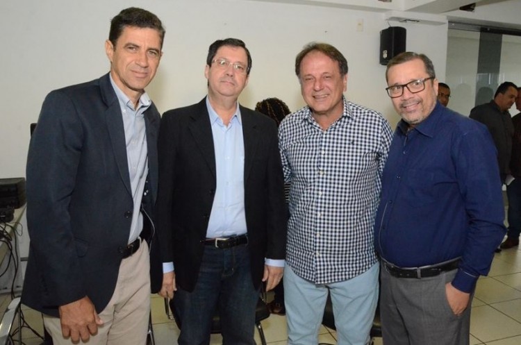 Prefeitura realiza café da manhã com pastores evangélicos