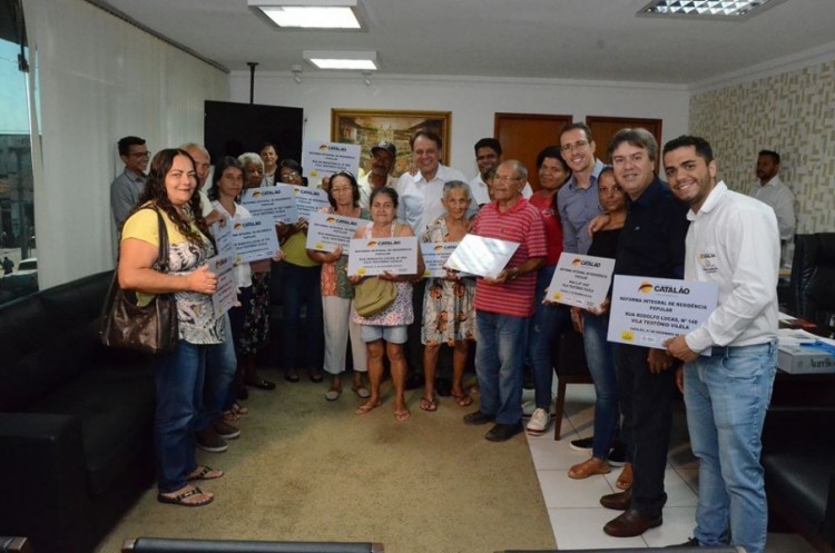 Entregues as últimas chaves das 50 casas reconstruídas na Vila Mutirão 