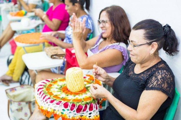 Atenção artesãs: inscrições abertas para projetos da Diretoria da Mulher