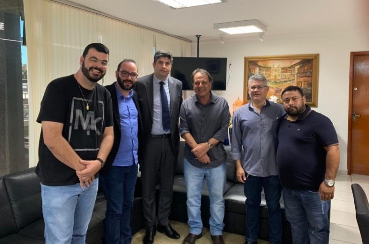 Em busca de apoio: representantes do Grupo Eletrosom visitam Catalão e são recebidos pelo Prefeito Adib Elias